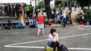 Une deuxième journée de fausses alertes dans les aéroports français