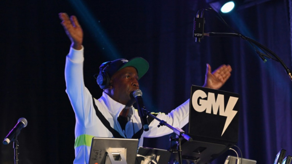 Icon Grandmaster Flash leads the Bronx in 70s-style hip-hop jam