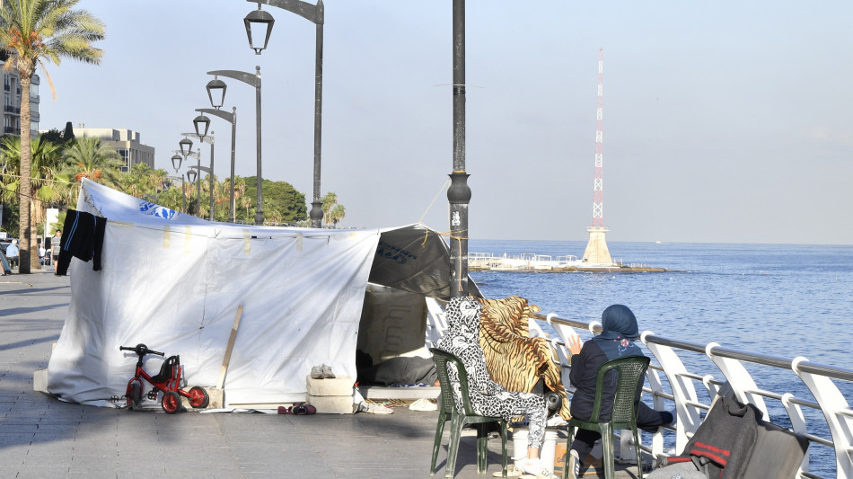 Beirut, 9 persone uccise nel raid notturno in città