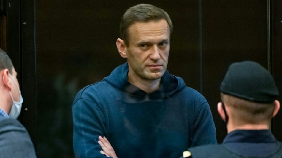 Líder opositor russo Alexei Navalny morre na prisão