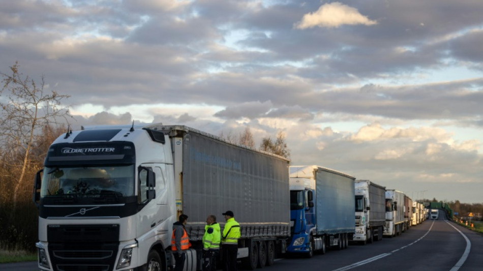 Pologne : levée des blocages à la frontière pour "ne pas aggraver" la situation en Ukraine