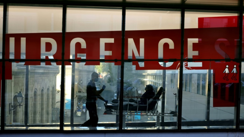 Alerte rouge aux urgences: au moins 120 services en "difficultés" avant l'été