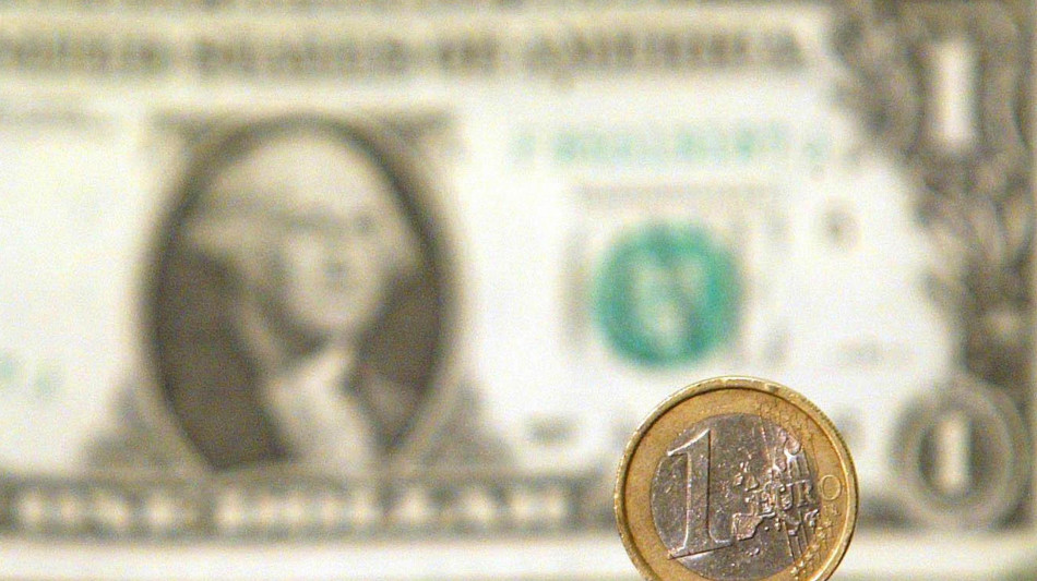 L'euro è in rialzo sul dollaro a 1,0807 in avvio di giornata