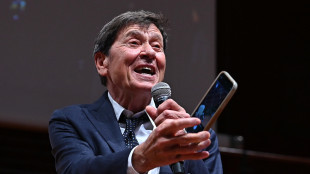 Gianni Morandi compie 80 anni, una vita 'a 100 all'ora'