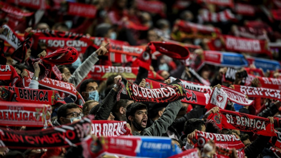 Muere Fernando Chalana, excentrocampista del Benfica y Burdeos