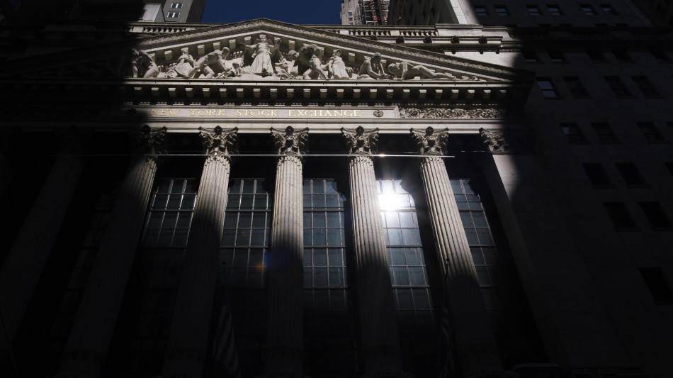 Wall Street apre in rialzo, Dj +0,25%, Nasdaq +0,07%