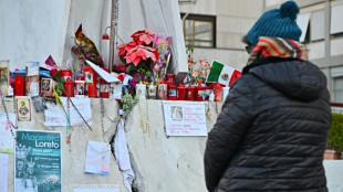 Le pape François a passé une nuit "tranquille" et "se repose encore", selon le Vatican