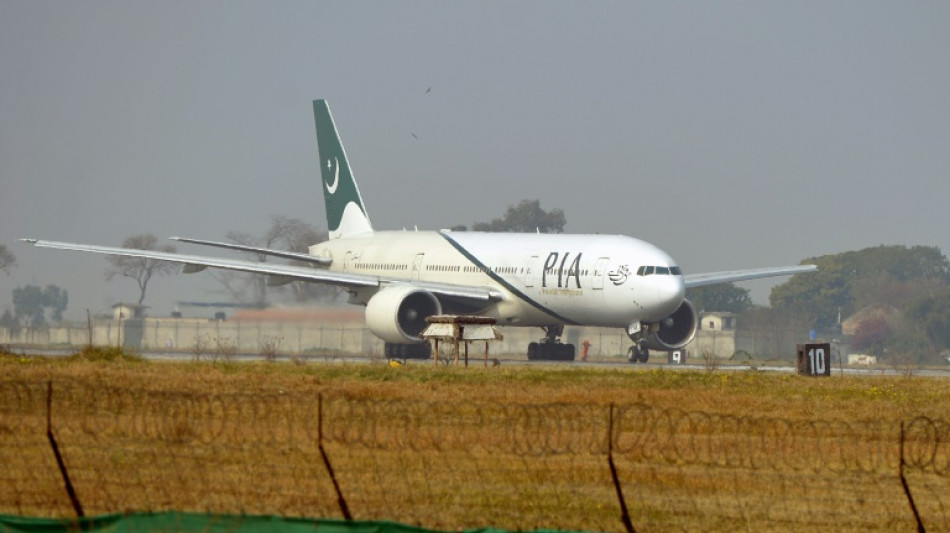 Pakistan flag carrier PIA struggling to pay bills