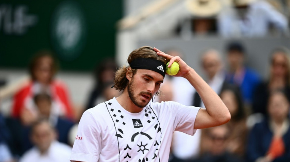 Roland-Garros: Swiatek passe, Tsitsipas pas