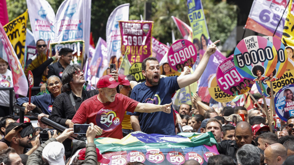 Lula brinda a Rio, e si prepara a lottare per San Paolo