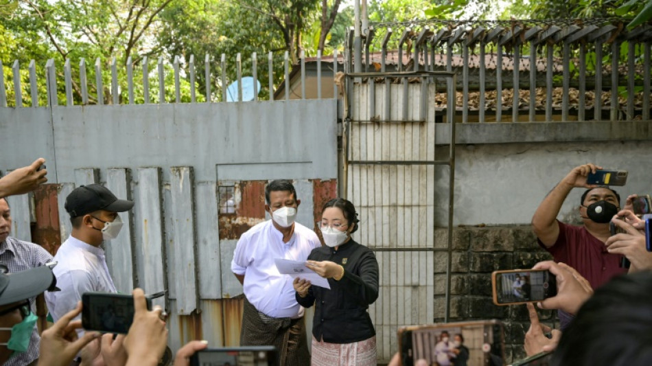 Casa de Aung San Suu Kyi em Mianmar vai à leilão mas não recebe ofertas