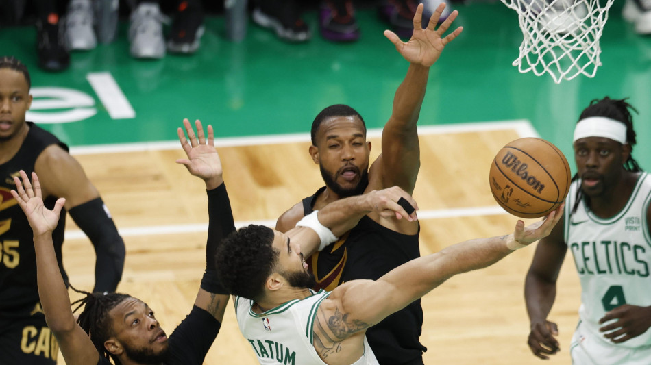 Playoff Nba: Cleveland pareggia il conto con Boston