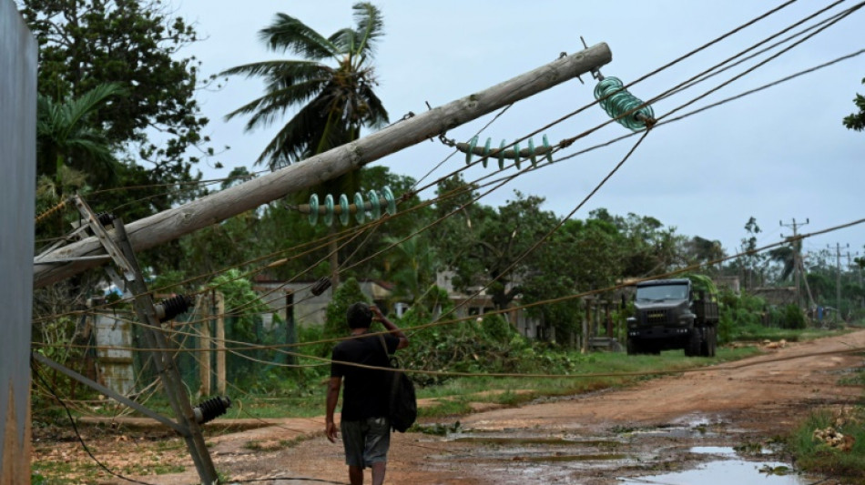 Ouragan Rafael: la majorité des provinces de Cuba ont de l'électricité
