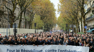 França tem marcha contra antissemitismo após aumento de atos hostis