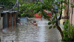 Au moins 126 morts et 63 disparus dans les inondations au Népal