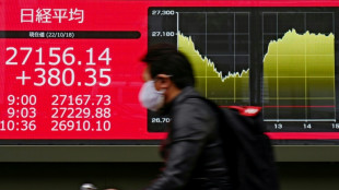 Europe opens down, Asian stocks mixed ahead of tech earnings results