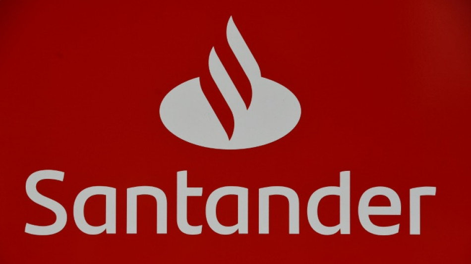 Santander racks up another record quarter