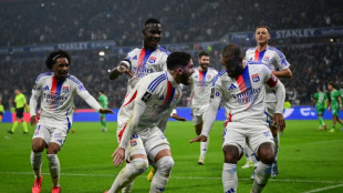 Lyon see off Nice in Ligue 1, Lille slip up