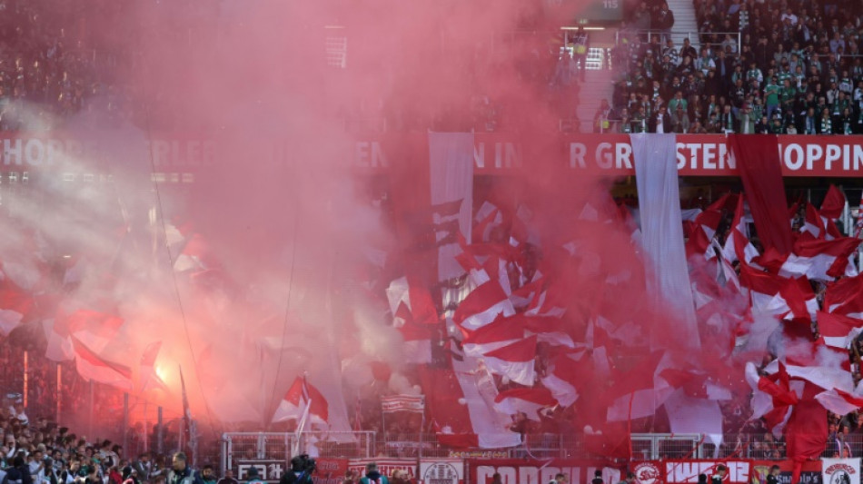 Urteil im Januar: Karlsruhe klärt Übernahme von hohen Polizeikosten bei Fußballderbys