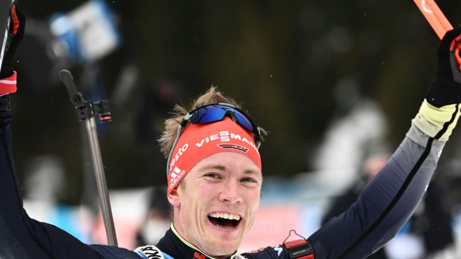 Biathlon: Doll gewinnt Massenstart vor Bö