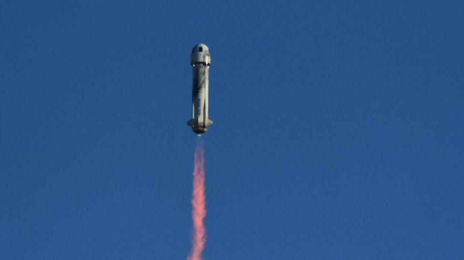 Blue Origin lleva al espacio a aventureros tras dos años de pausa