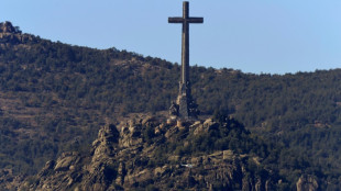 Comienzan los trabajos para exhumar víctimas en el Valle de los Caídos en España