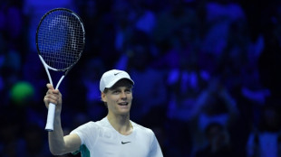 Sinner vence Tsitsipas na primeira rodada do ATP Finals