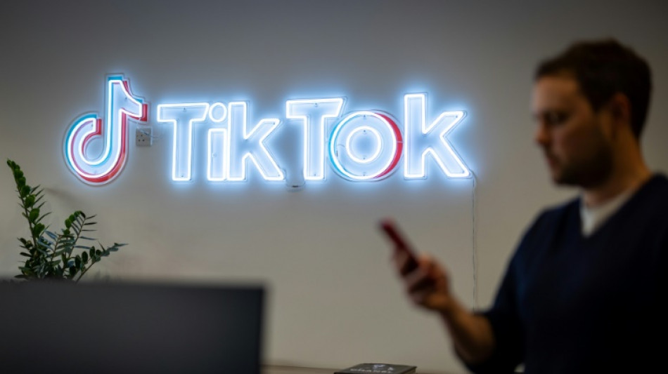 Senadores de EEUU piden investigar de cerca a TikTok