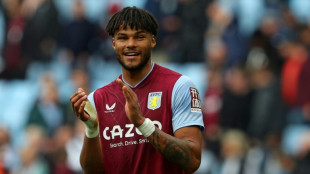 Aston Villa vence Fulham (1-0) e já é quinto colocado na Premier League