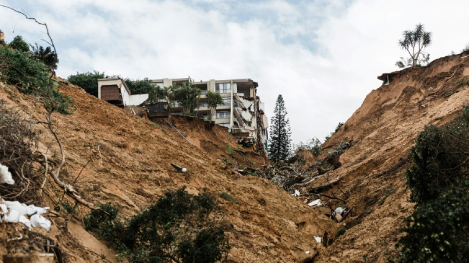 Afrique du Sud: des dizaines de personnes encore disparues après les grandes inondations