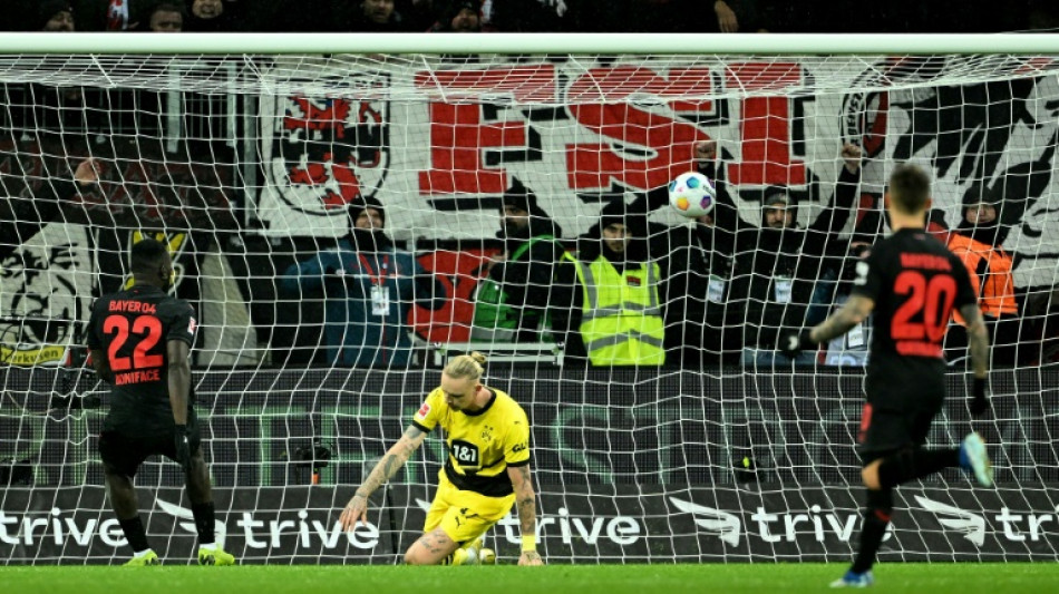 Leverkusen empata com Dortmund (1-1) e segue líder invicto do Alemão