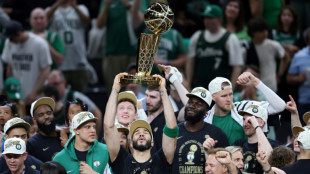 Los Celtics rematan a los Mavs de Doncic y regresan al trono de la NBA