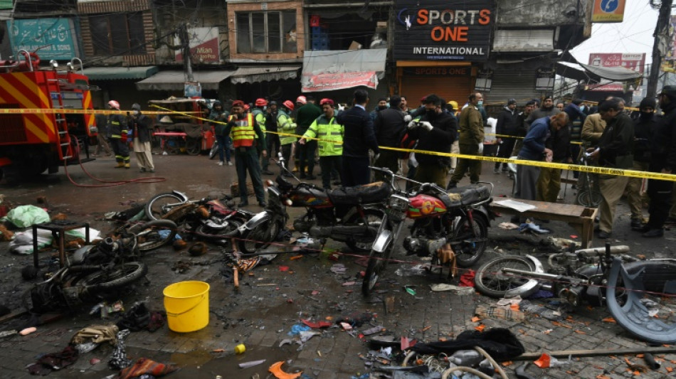 Al menos dos muertos y 16 heridos por la explosión de una bomba en Pakistán