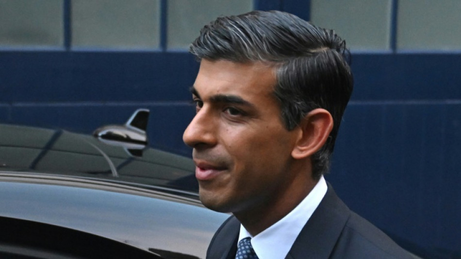 Rishi Sunak sur le point de savoir s'il emporte dès lundi la course à Downing Street