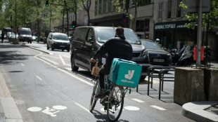 French food delivery gig workers to get minimum wage