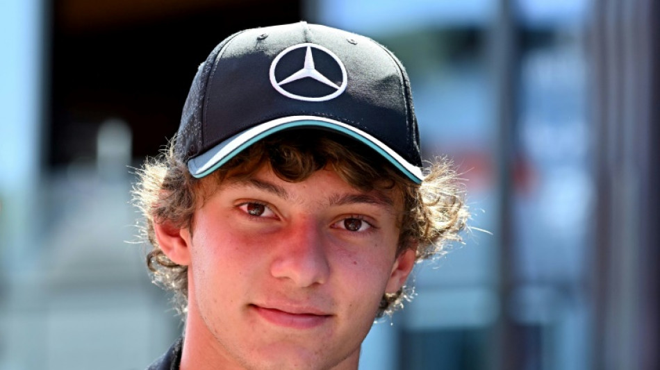 Jovem italiano Andrea Antonelli, de 18 anos, será piloto da Mercedes em 2025