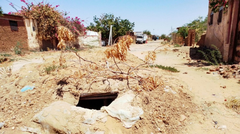 Sudanese seek refuge underground in besieged Darfur city