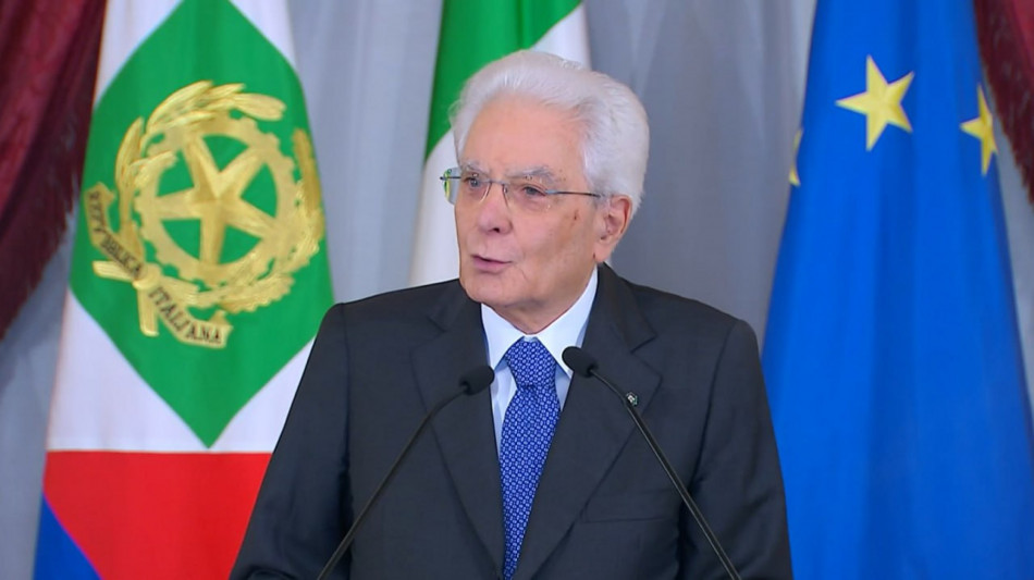 Mattarella, invito a eleggere giudice della Corte Costituzionale