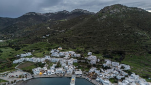 Grèce: l'insécurité au quotidien des habitants d'Amorgos secoués par des séismes