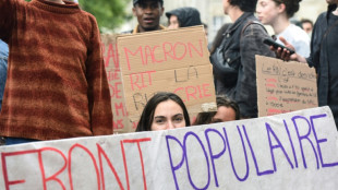 Législatives: la gauche joue l'union, Les Républicains devant la justice