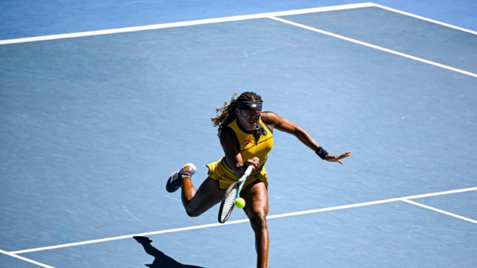 Gauff sofre mas vence Kostyuk e vai às semifinais do Aberto da Austrália