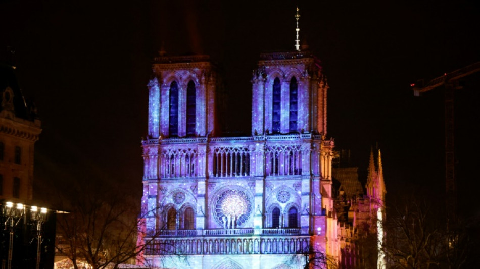 Notre-Dame de Paris rouvre, pour une lumineuse renaissance