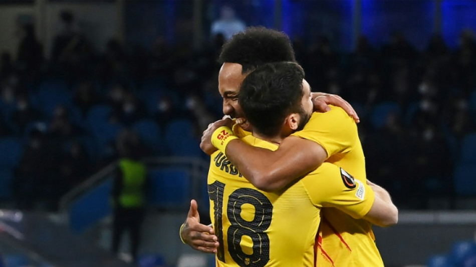 Barcelona sweep Napoli aside to make Europa League last 16