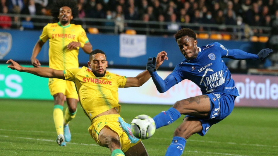 L1: coup d'arrêt pour Nantes, battu à Troyes