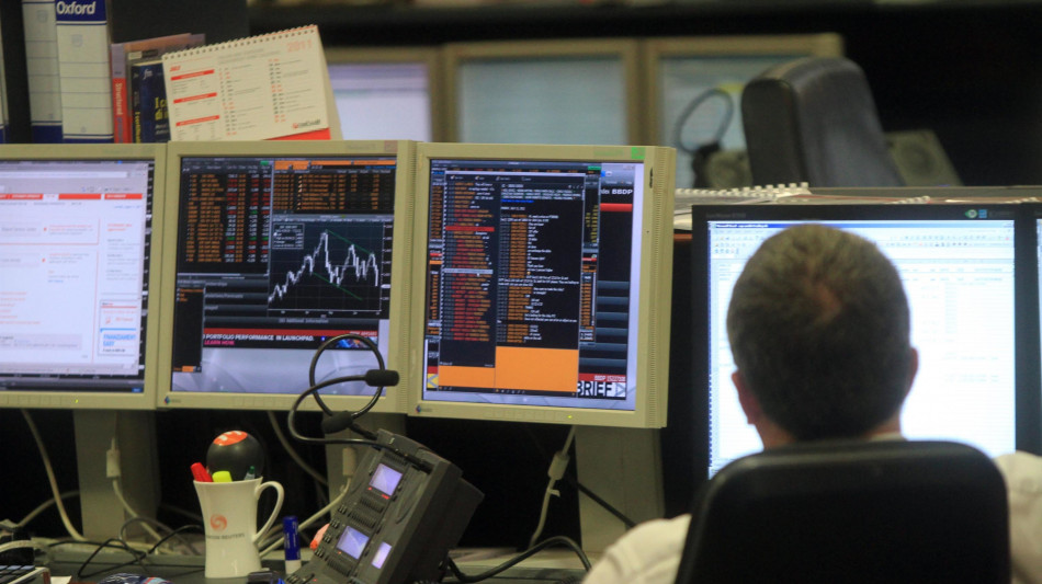 Lo spread Btp-Bund termina in aumento a 121,8 punti