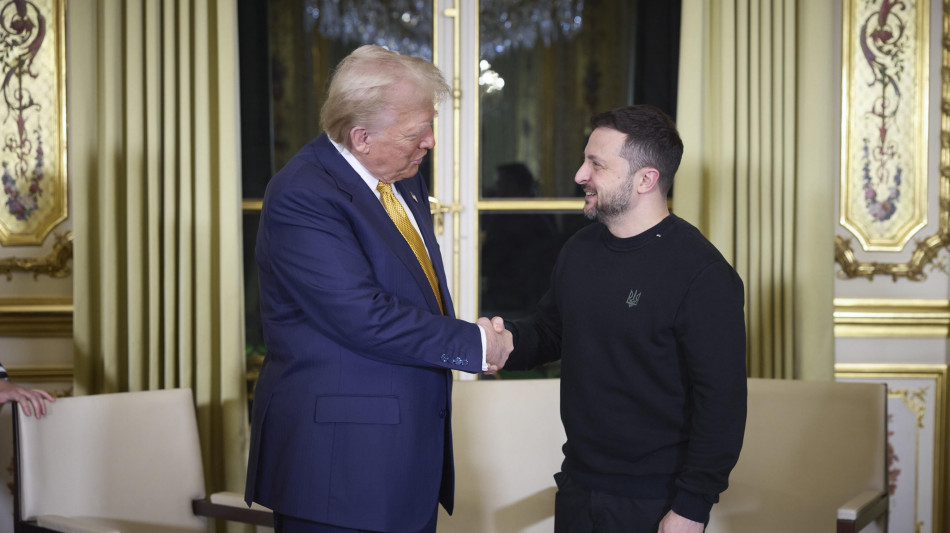 Zelensky, Trump imprevedibile, può aiutare a fermare Putin