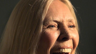 Joni Mitchell donne un concert surprise pour la première fois depuis 20 ans