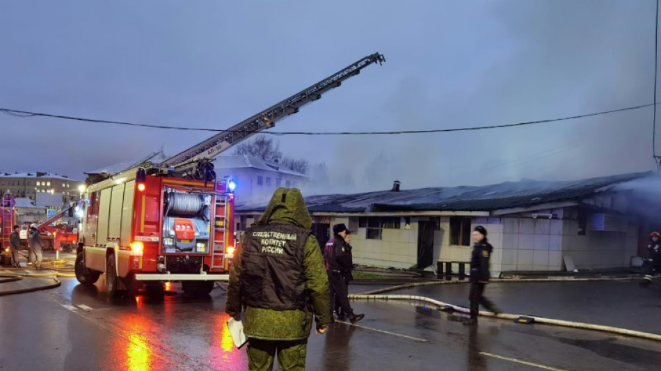 Policía rusa detiene a presunto autor de incendio en bar que causó 15 muertos