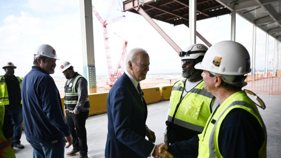 Biden celebrates US manufacturing comeback at giant semiconductor project