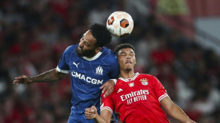 Benfica vence Olympique de Marselha (2-1) em casa na ida das quartas da Liga Europa